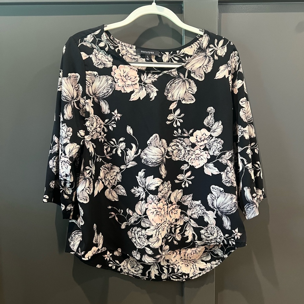 Hail3y:23 Blouse